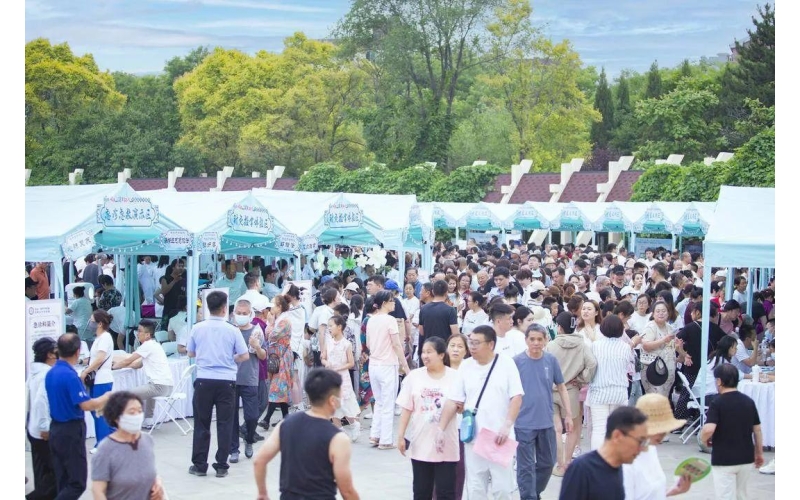 完美收官！岐黄夜市点亮辽宁14城